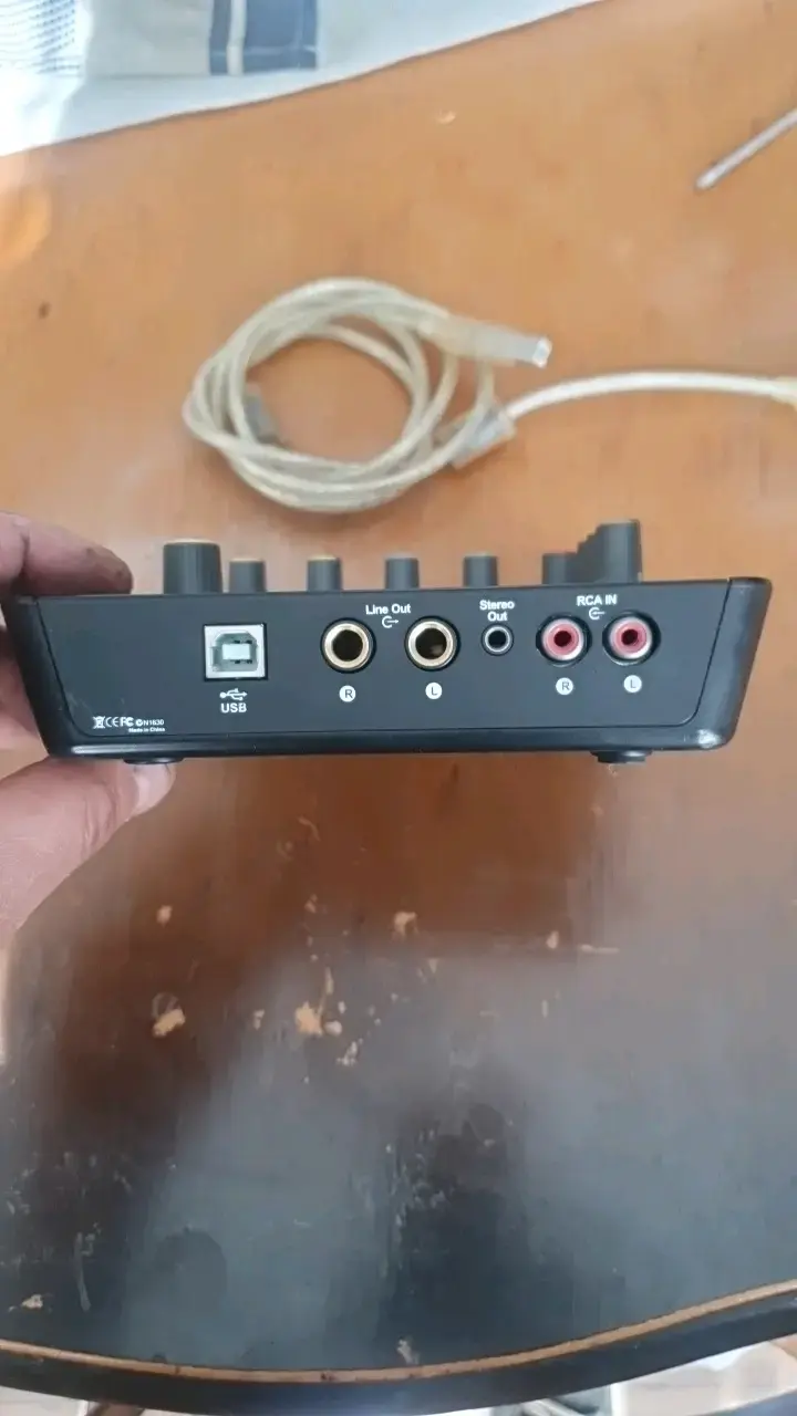 Interfaz de audio iCON Upod nanoSE con cable USB - 2