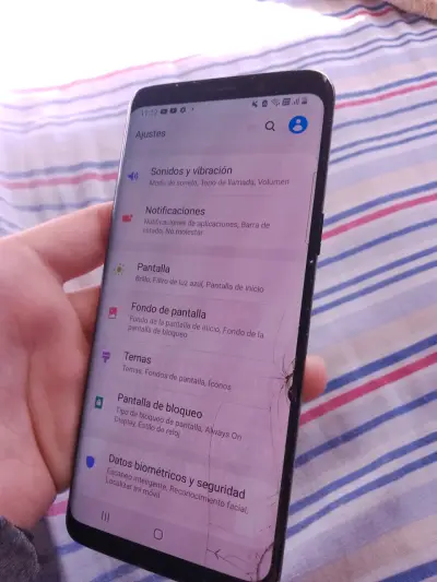 Samsung Galaxy S9 64 gb - miniatura 2