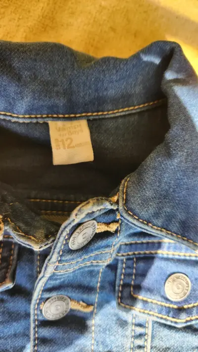 Chaqueta de mezclilla para bebé 12 meses - miniatura 2