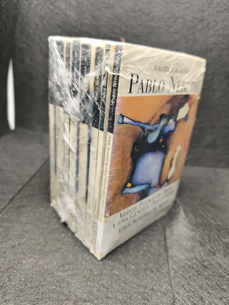 Colección de libros de Pablo Neruda en excelente estado - 4