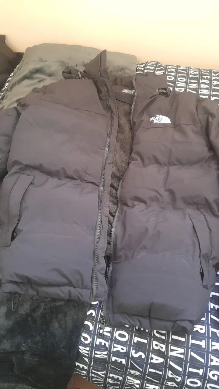 Chaqueta de plumas The North Face negra - 1
