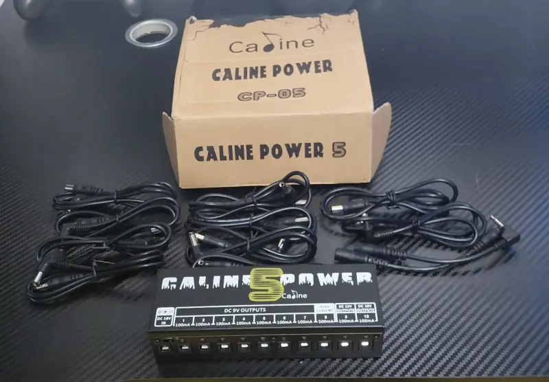 Fuente para pedales Caline CP-05 Power 5 - 1