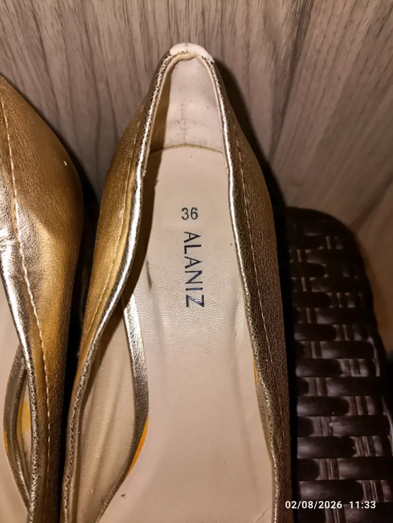 Zapatos de tacón dorados Alaniz talla 36 - 4