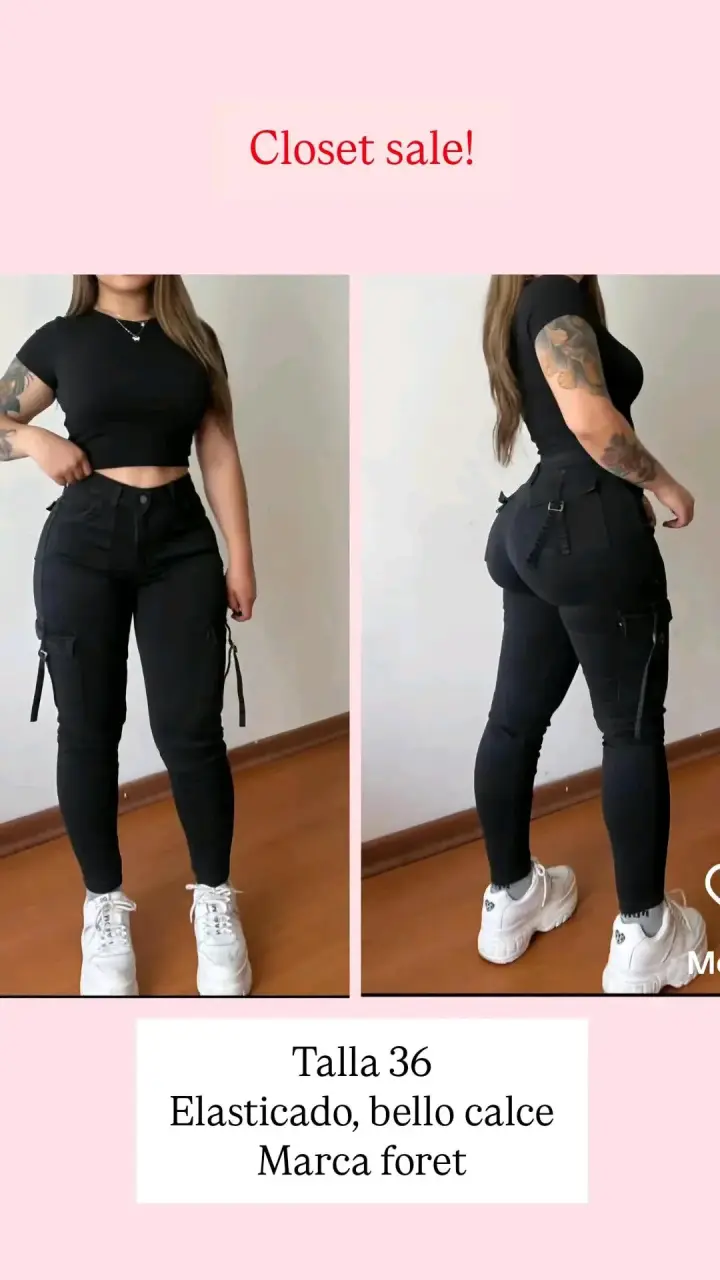 Pantalones cargo negros.