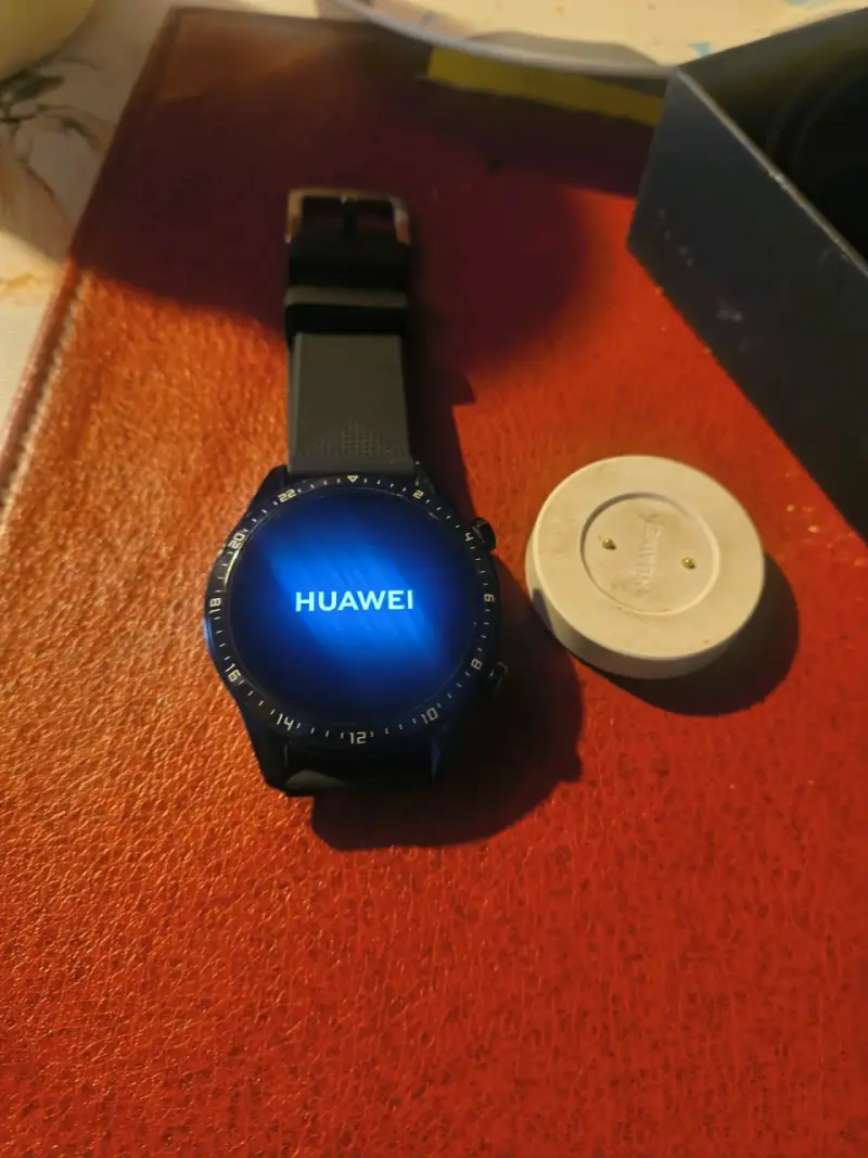 Smartwatch Huawei con cargador inalámbrico - 2