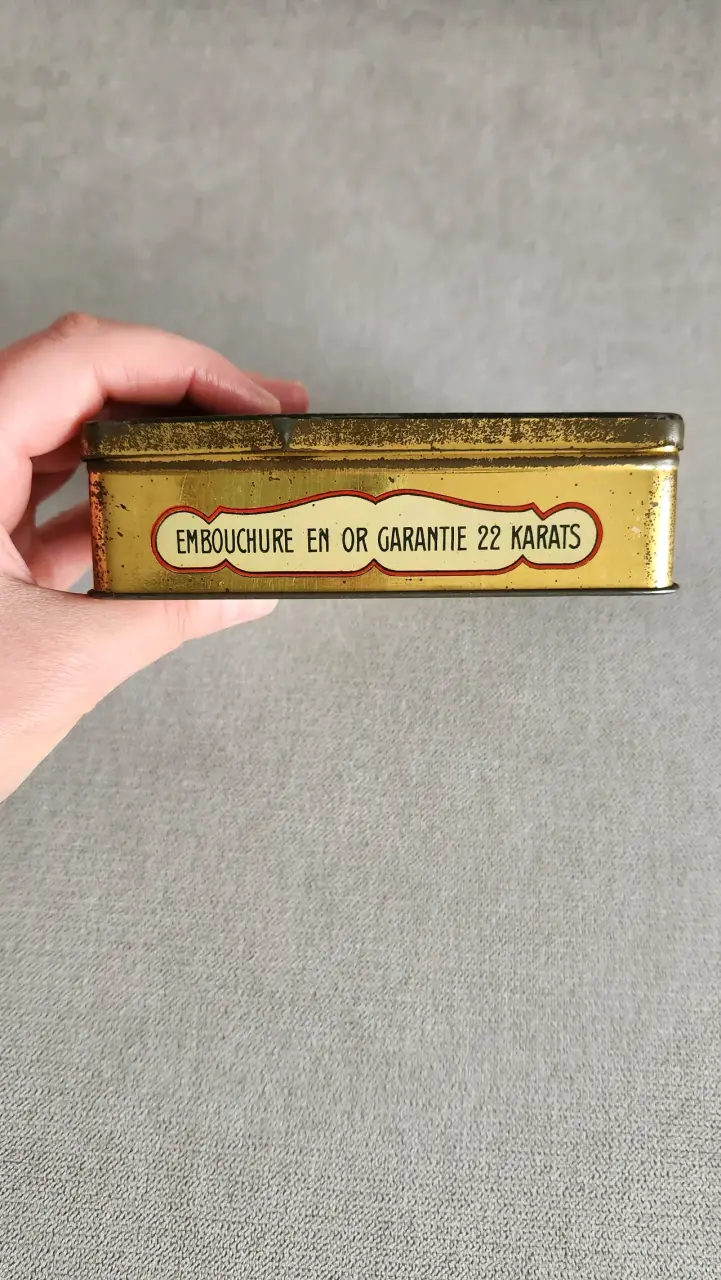 Caja vintage de cigarrillos - 3