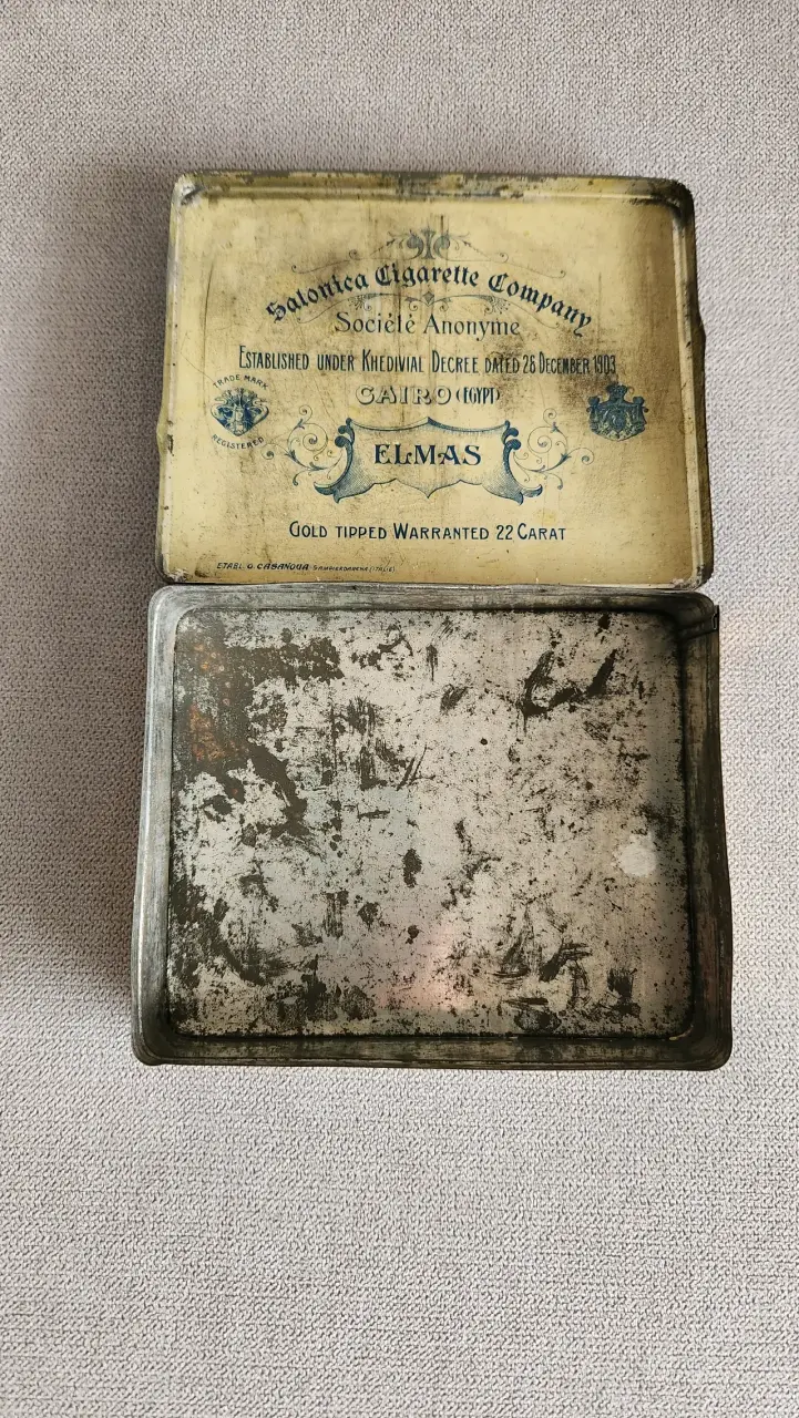 Caja vintage de cigarrillos - 6