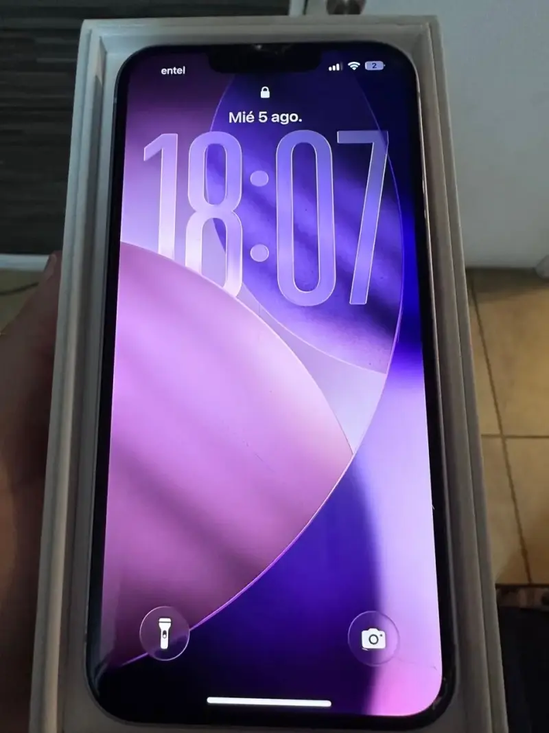 iPhone 14 128GB color lila en perfecto estado - 3