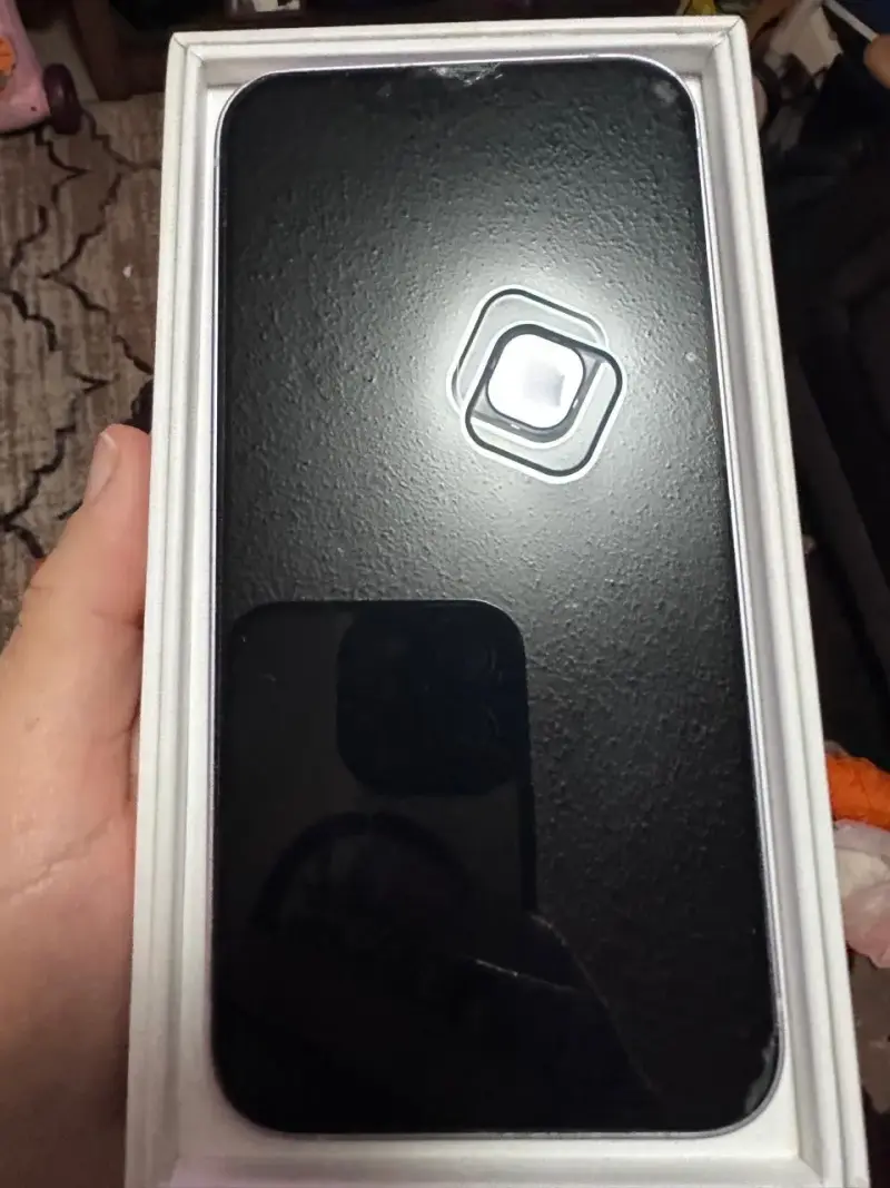 iPhone 14 128GB color lila en perfecto estado - 4