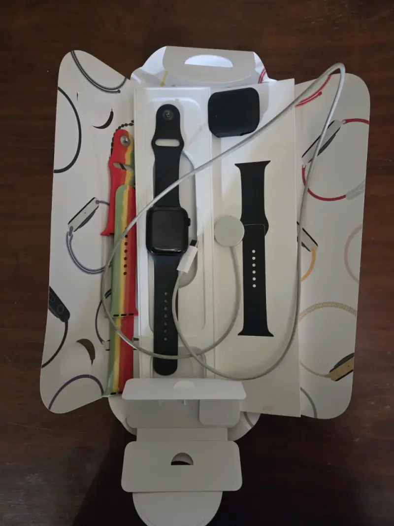 Apple Watch serie 8 45MM - 4