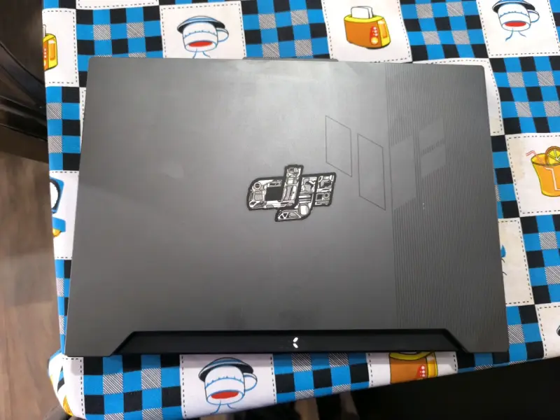 Laptop ASUS TUF Gaming con pantalla 144Hz - 2