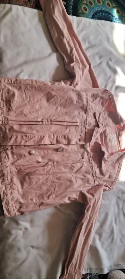 Chaqueta rosada de mezclilla para niña talla 14 - miniatura 1