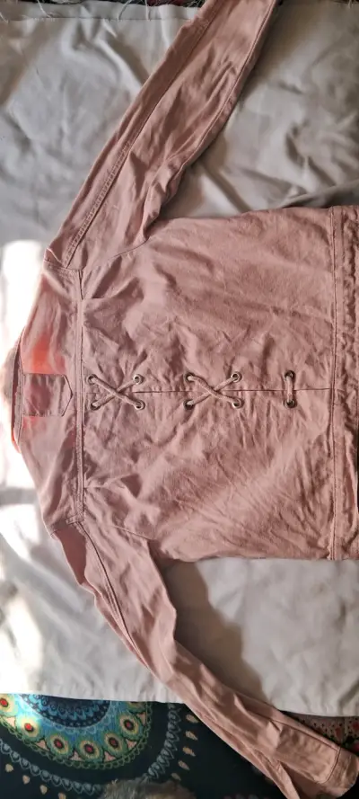 Chaqueta rosada de mezclilla para niña talla 14 - miniatura 3