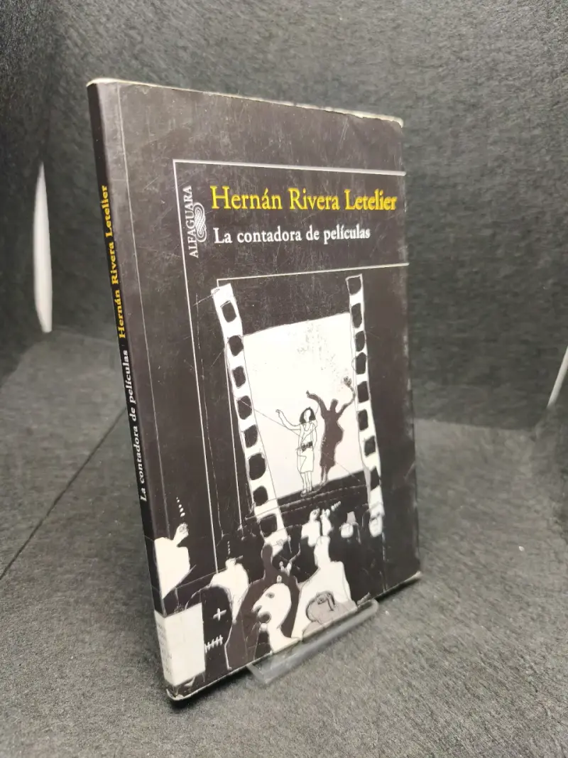 Libro 'La contadora de películas' de Hernán Rivera Letelier - 2