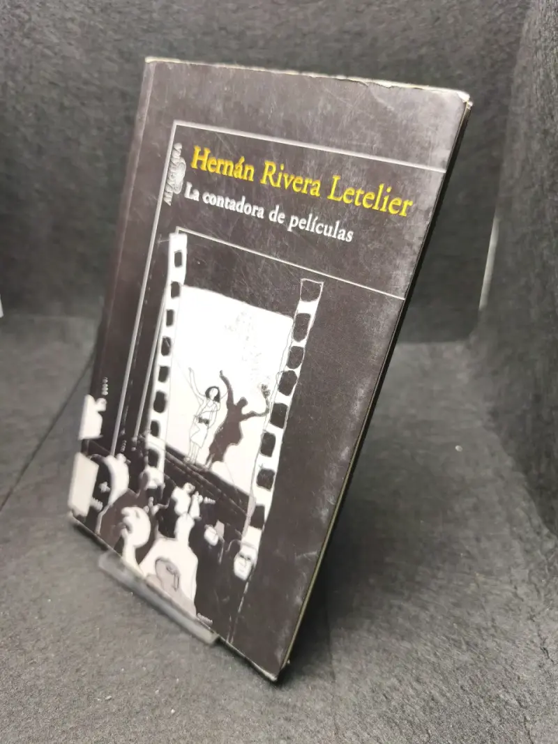 Libro 'La contadora de películas' de Hernán Rivera Letelier - 3