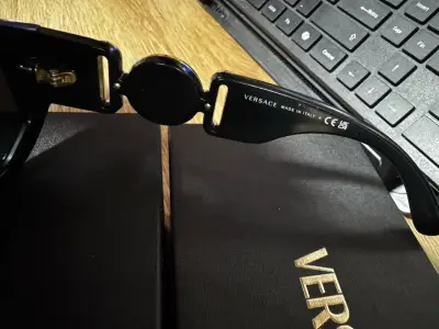Lentes  de Sol Versace original. - miniatura 4