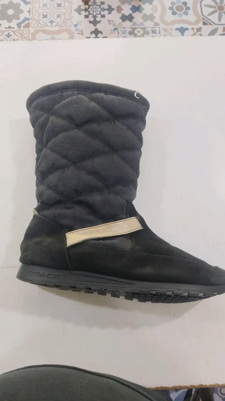 Botas negras acolchadas Coach para mujer