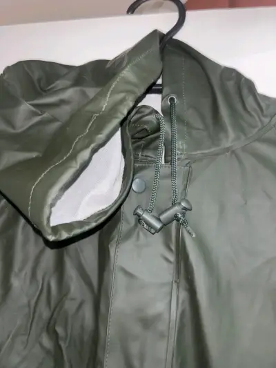 Capa impermeable verde  Poncho para el Agua - miniatura 4