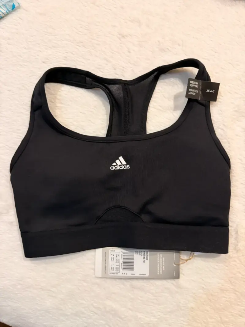 Top deportivo negro Adidas - 1