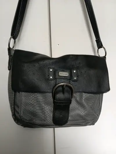 Carteras ecocuero usadas y baratas $3000 - miniatura 3