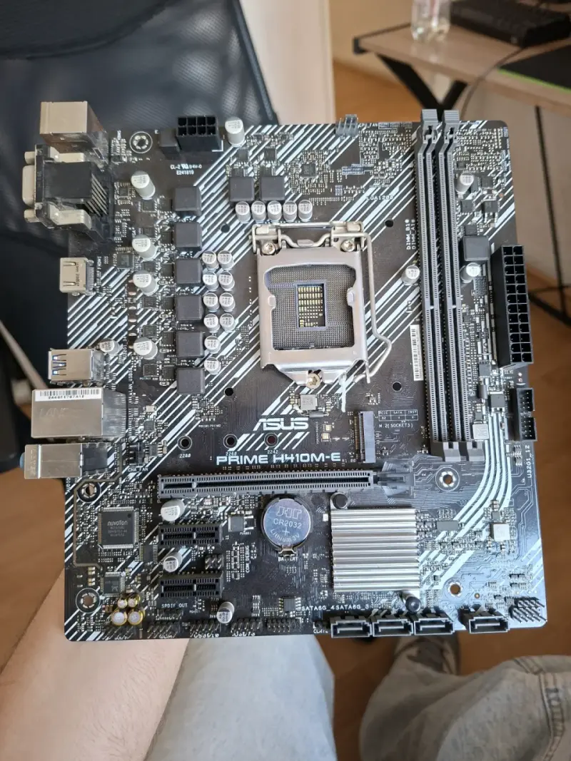 Placa madre intel + RAM 8gb + procesador - 2