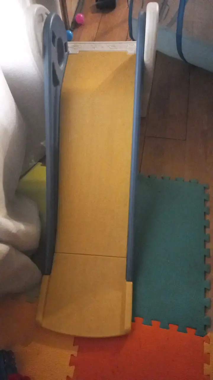 Tobogán infantil de plástico amarillo y azul - 3