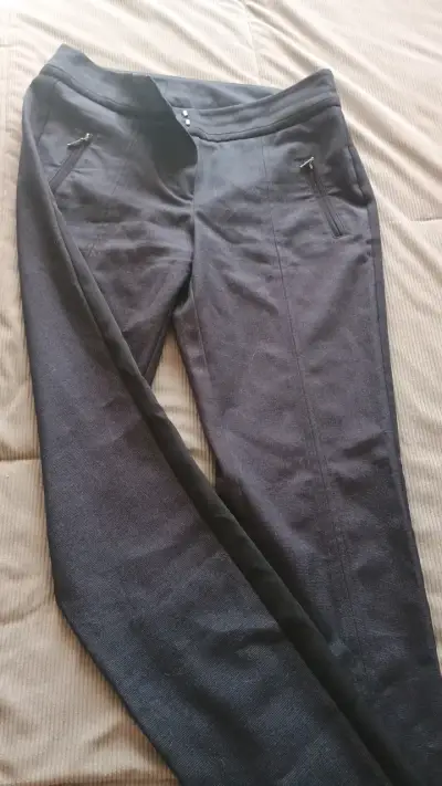 Pantalones negros ajustados talla 36 - miniatura 1