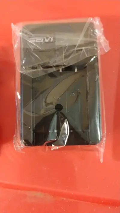 Cargador de Batería para Cámara con Pantalla LCD - miniatura 2