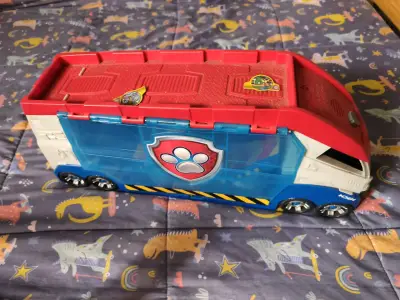 Camión Patrulla Canina con Vehículos y Accesorios - miniatura 3