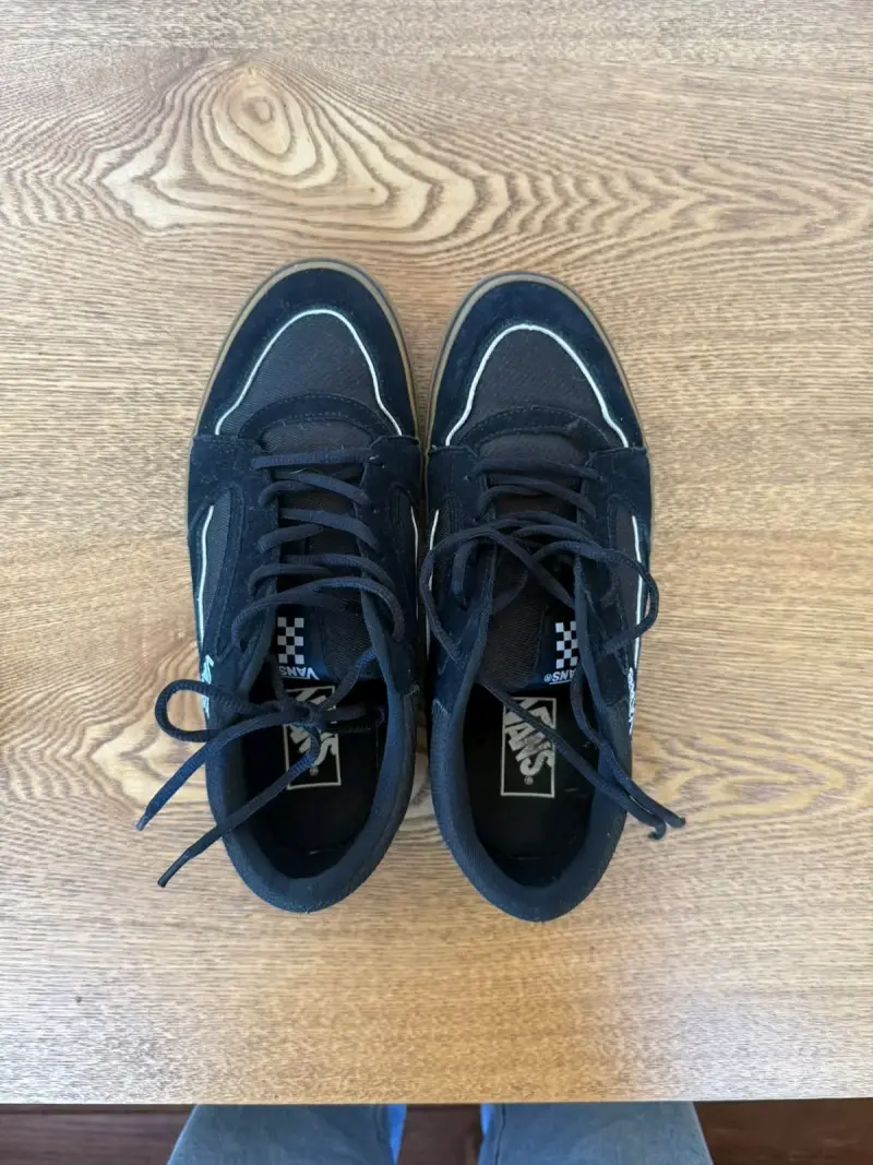 Zapatillas negras Vans de skate en buen estado - 1