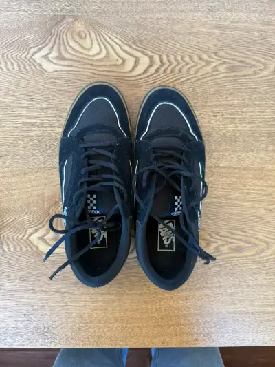 Zapatillas negras Vans de skate en buen estado - miniatura 1