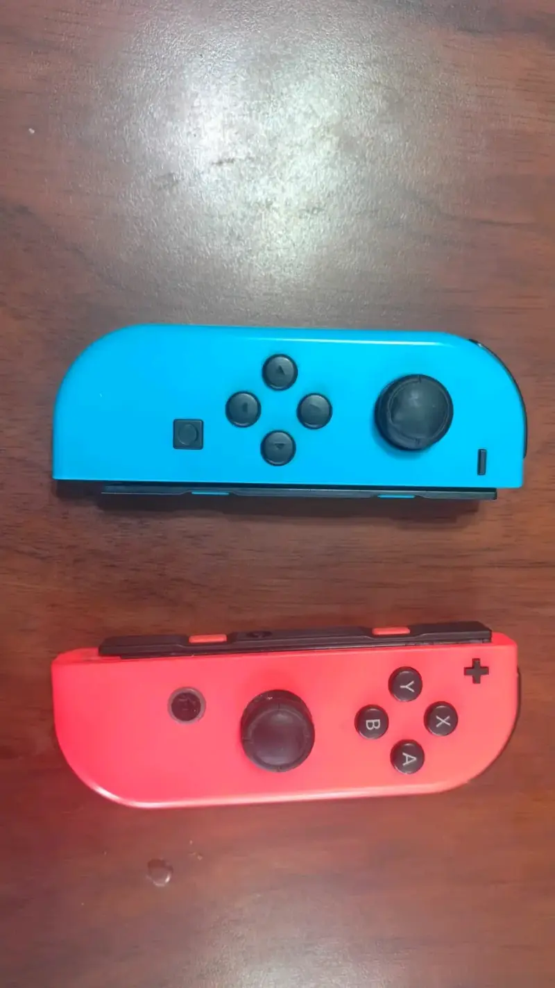 Nintendo Switch Azul y Rojo - 1