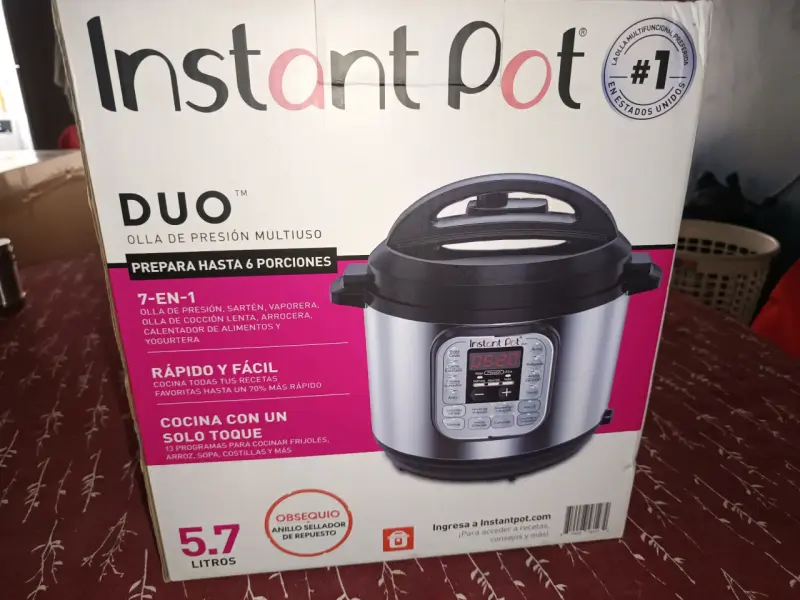 Olla de presión multiuso Instant Pot Duo 5.7L - 2