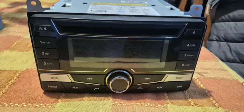 Radio Mitsubishi L200/2016-2019 - 1