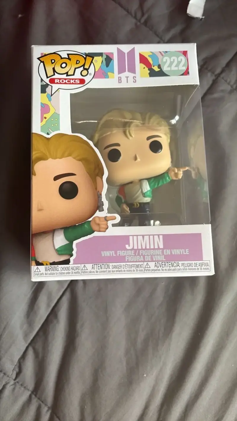 Set de Figuras Funko Pop BTS y Love Love Tata - 1
