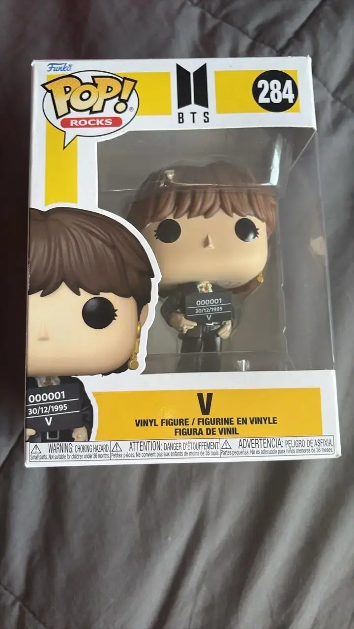 Set de Figuras Funko Pop BTS y Love Love Tata - 3