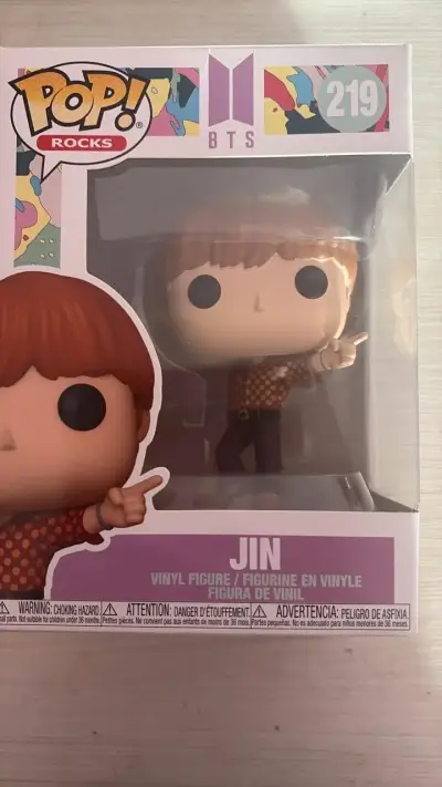Set de Figuras Funko Pop BTS y Love Love Tata - miniatura 6