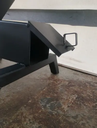 Estufa a leña de acero negra para exteriores - miniatura 2