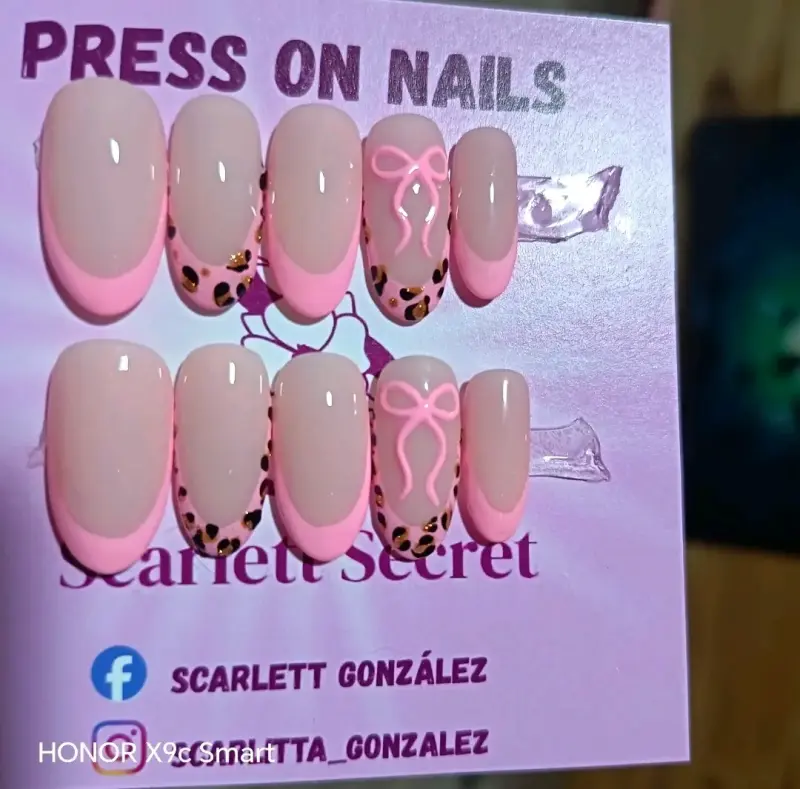 Uñas postizas creadas a mano Scarlett Secret - 5