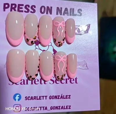 Uñas postizas creadas a mano Scarlett Secret - miniatura 5