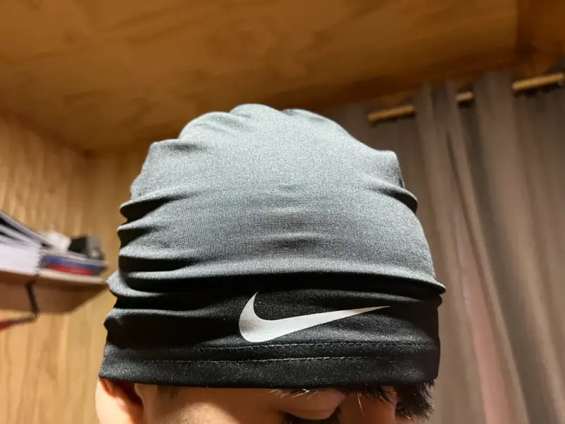 Gorros deportivos negros Nike con logo - 4