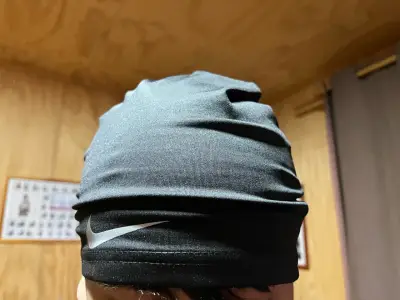 Gorros deportivos negros Nike con logo - miniatura 5