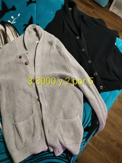 Chaqueta de lana gris con cierre y bolsillos - miniatura 4