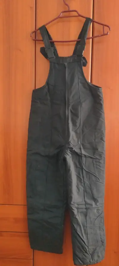 Overol de nieve negro para invierno - miniatura 1