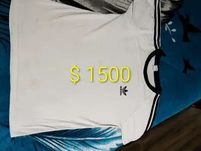 Polera Blanca Aeropostale con Estampado - miniatura 4