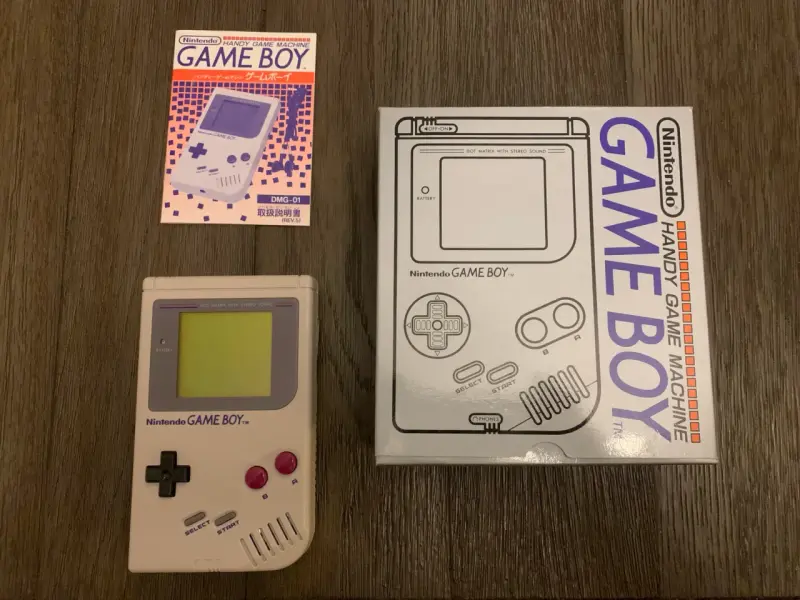 Nintendo Game Boy con juego Street Fighter II - 2