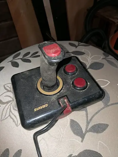 Joystick retro Gravis para videojuegos - miniatura 1