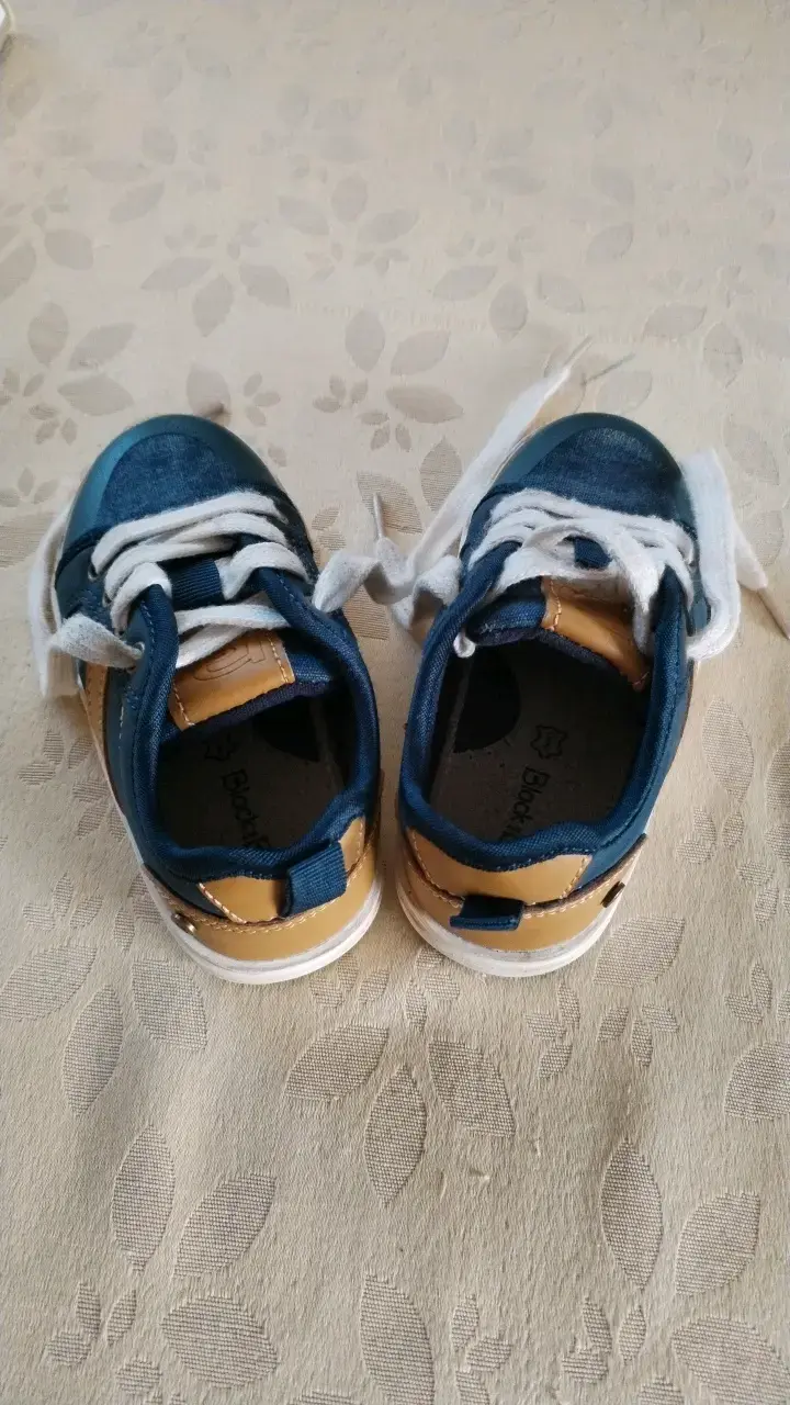 Zapatillas de niño azul con cordones - 3