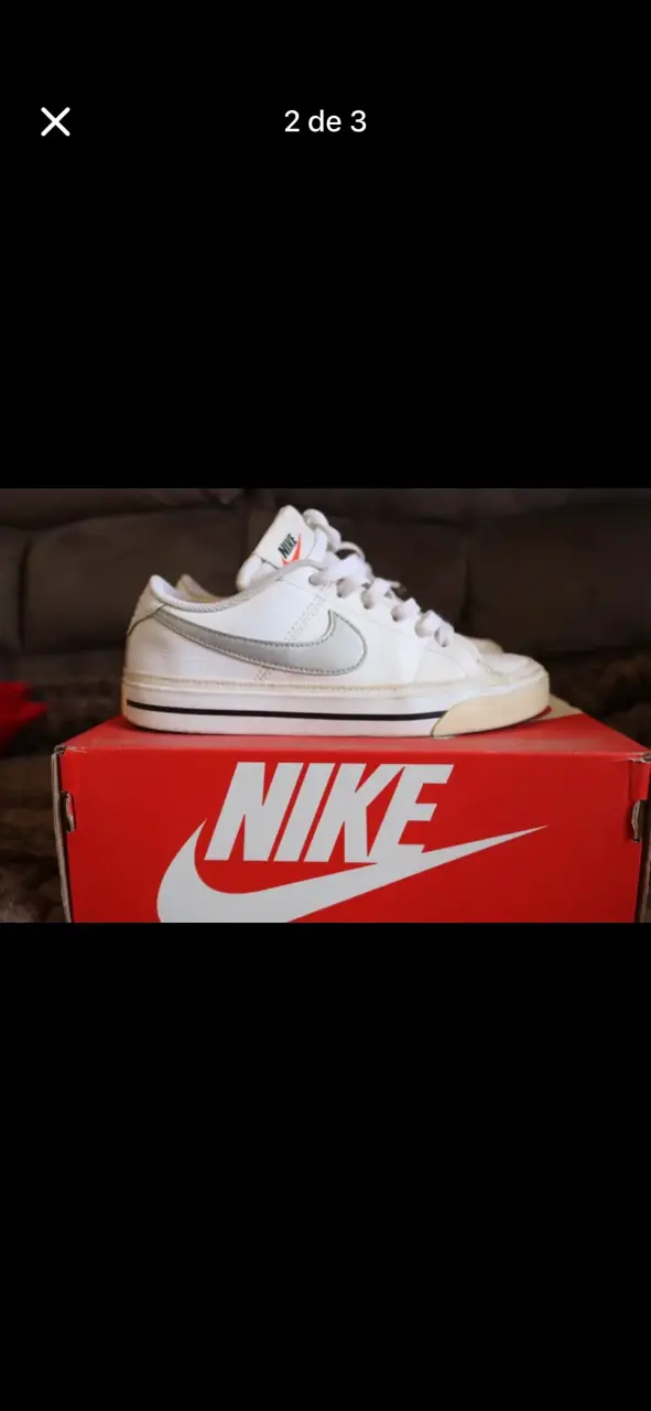 Zapatillas blancas Nike en buen estado - 2