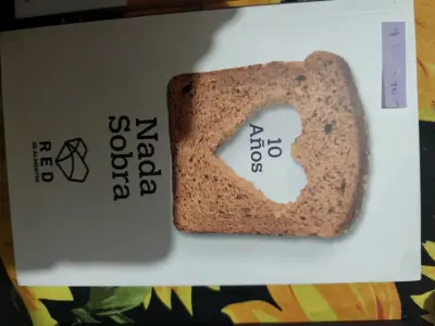 Libro 'La Rabia y el Augurio' de Álvaro Bisama - miniatura 5